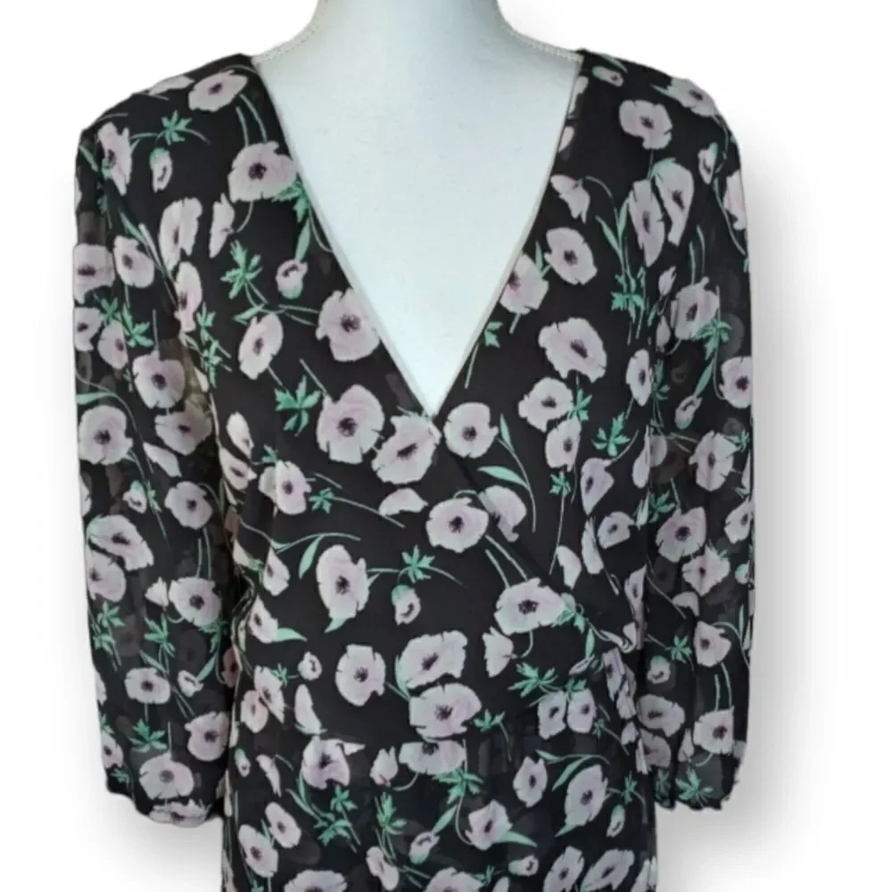 BLACK & PINK FLORAL V-NECK DRESS SZ.XXXL EUC.